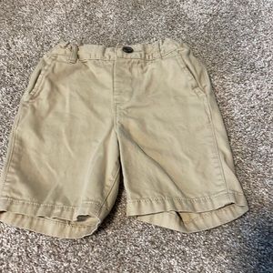 The Children’s Place shorts-3t